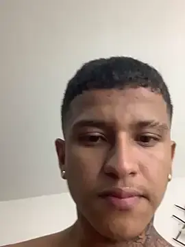 Stripchat Free Live Porn of Anthony_clark1