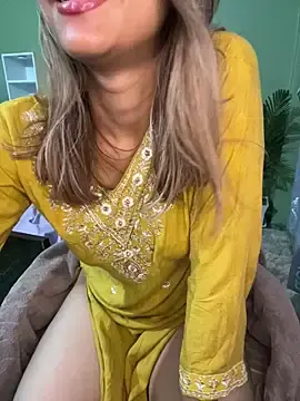 Stripchat Nude Webcam of sanskari_girl