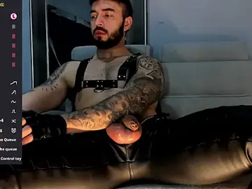 Stripchat Free Porn Cam of MarkWalker__