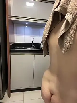 Stripchat Free Live Porn of yumi-hot