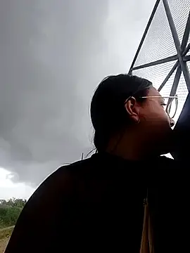 Stripchat Sex Chat of Sexy_nayra_outdoors_