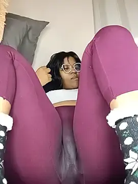 Stripchat Best Webcam of ThaBundaa