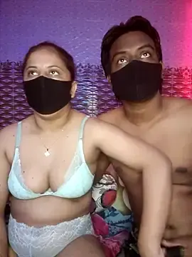 Stripchat Sex Chat of Younger_Couples