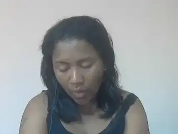 Stripchat Live Sex Cam of cutybigass