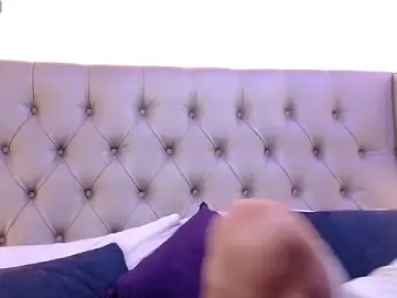 Stripchat Nude Webcam of Liiamthompson