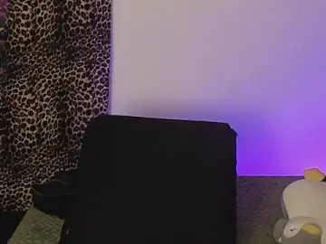 Stripchat Sex Cam of Otter_Moon
