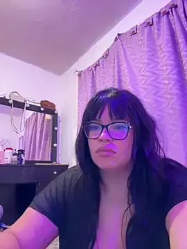Stripchat Sex Cam of Emily_Taylor2
