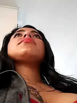 Stripchat Adult Video Chat of Naomy_Gomez_