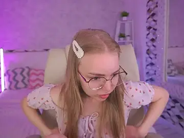 Stripchat Live Sex of EmilySunshineS