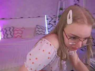 Stripchat Best live sex cam show of EmilySunshineS