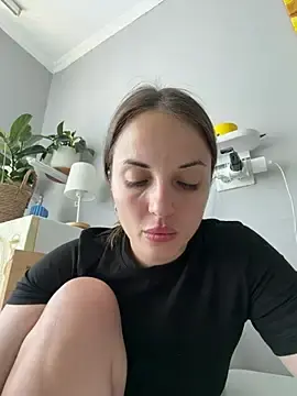 Stripchat Sex Cam of AmiLavs