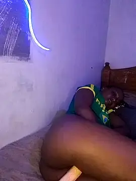 Stripchat Live Sex Cam of pretty-princes
