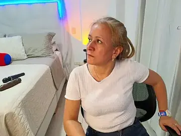 Stripchat Nude Webcam of Naty_Stone