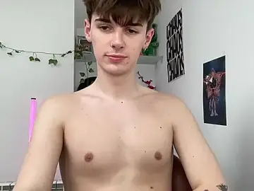 Stripchat Live Sex Cam of YourMilkyGuy