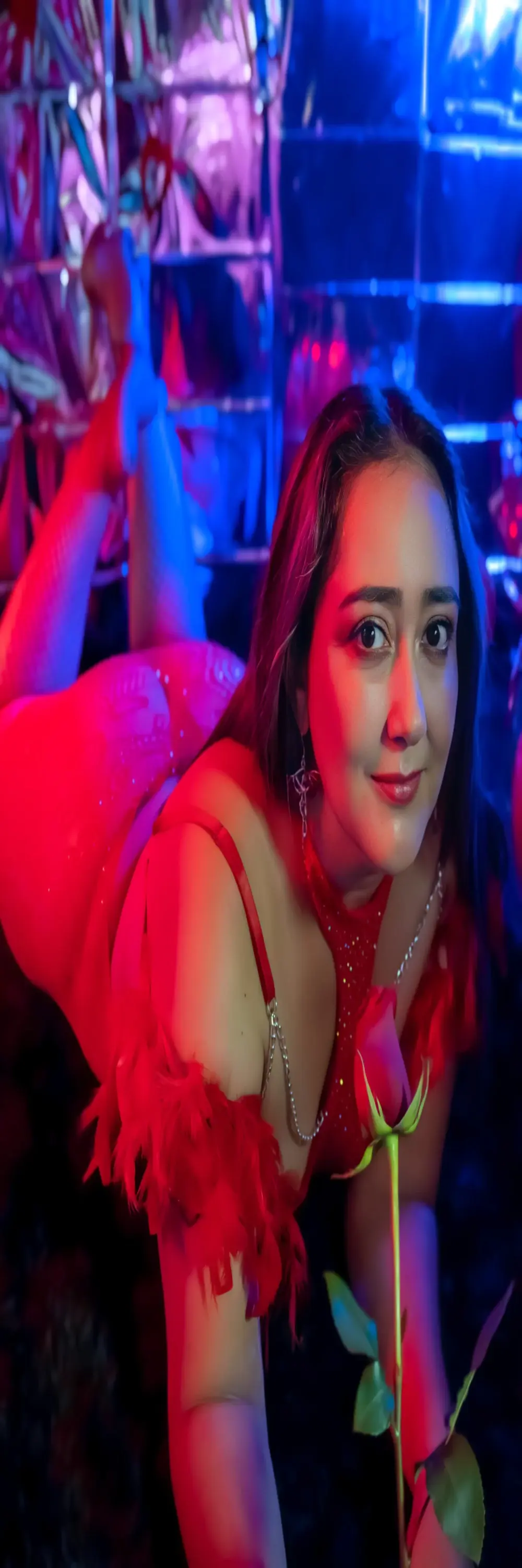 naughty_milf_esmeralda