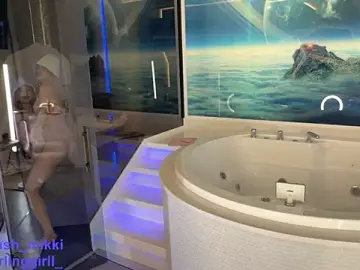 Stripchat Free Porn Cam of mikkixmeow