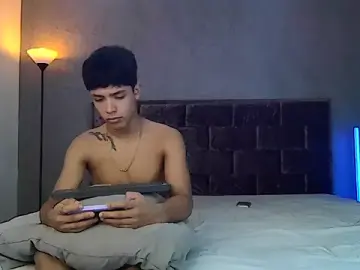 Stripchat Sex Chat of Wild_Squad