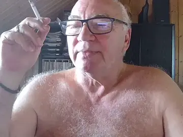 Stripchat Watch Live Sex Cams of biggandybig