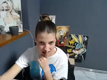 Stripchat Live Sex Cam of felicity_gold