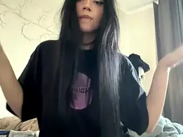Stripchat Best Webcam of LouisePavlides