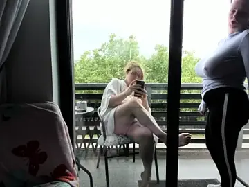 Stripchat Free Porn Cam of LIVYA