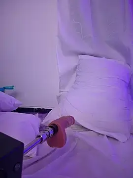 Stripchat Sex Chat of aurora_divine