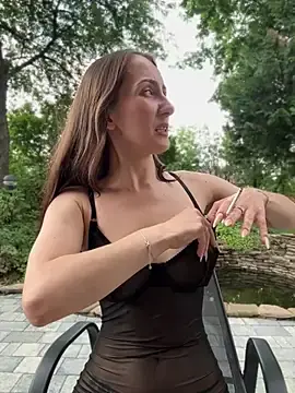 Stripchat Watch Live Sex Cams of FlexibleDoll_