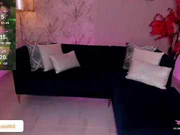 Stripchat Free Live Porn of lenah_smith