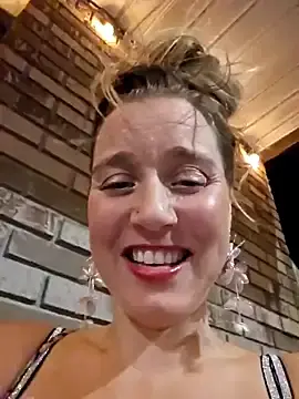 Stripchat Adult Webcam of SkyelarsWorld