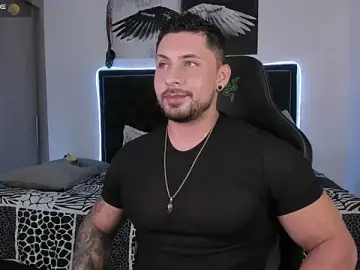 Stripchat Private Sex Chat of santi_aesthetic