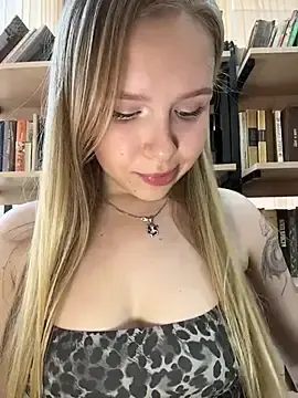 Stripchat Watch Live Sex Cams of Liza_risky