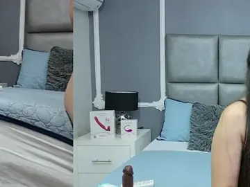 Stripchat Live Sex Cam of MadelineBeckert