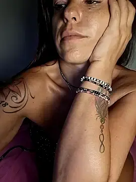 Stripchat Live Porn of allyson22andy
