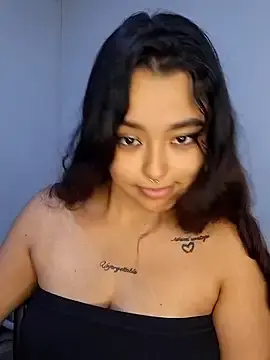 Stripchat Adult Webcam of Ariana_Pierce