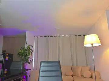 Stripchat Free Live Porn of Aleja_evangeline