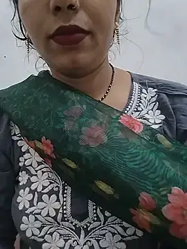 Stripchat Adult Video Chat of KAJALBHABHI_