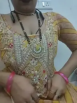 Stripchat Best live sex cam show of KAJALBHABHI_