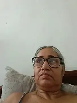 Stripchat Live Porn of _candi