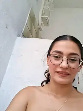 Stripchat Sex Cam of Ary-18