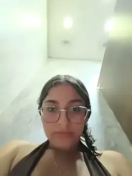 Stripchat Watch Live Sex Cams of Ary-18