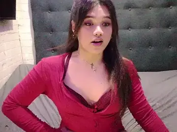 Stripchat Nude Webcam of Ur_WifeyMarie