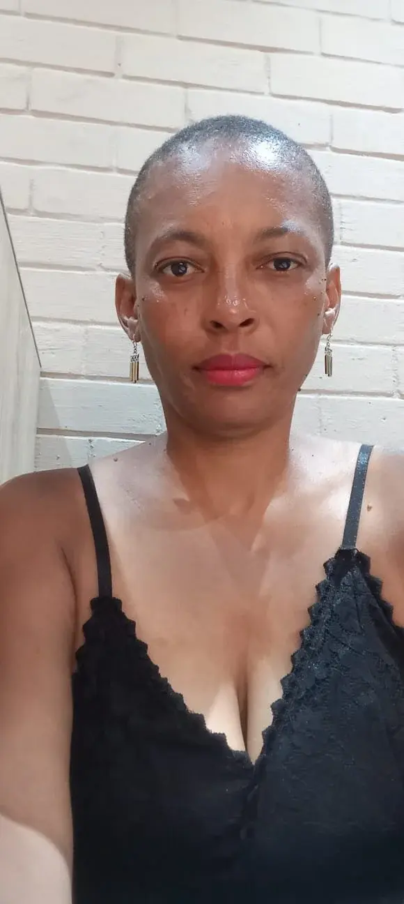 DominiqueLuxe44