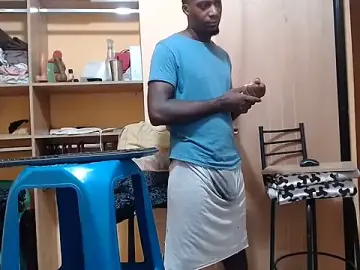 Stripchat Free Live Porn of kurtbigcock