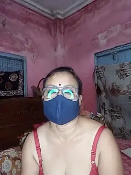 Stripchat Live Sex Cam of MoonLusty