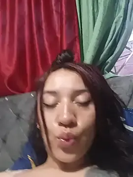 Stripchat Sex Cam of nicol_furyy