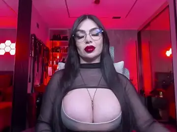 Stripchat Sex Cam of GabrielaAroms