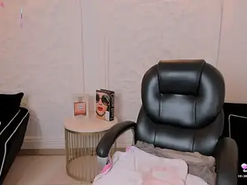 Stripchat Free Porn Cam of VeronicaBlue