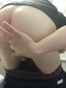 Stripchat Free Porn Cam of Spielzeugtwink