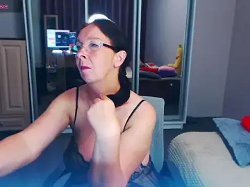 Stripchat Nude Webcam of Celine_Faer1