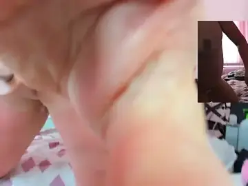 Stripchat Sex Cam of HotSweetAngel